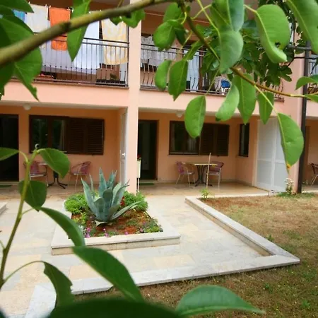 Apartman In With Terrace, Wifi