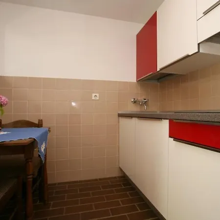 In With Terrace, Wifi 公寓