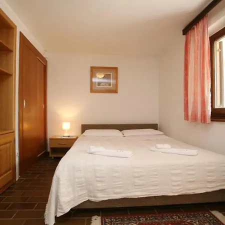 Apartman In With Terrace, Wifi