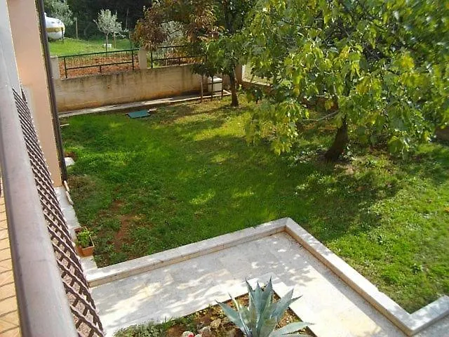 In With Terrace, Wifi *